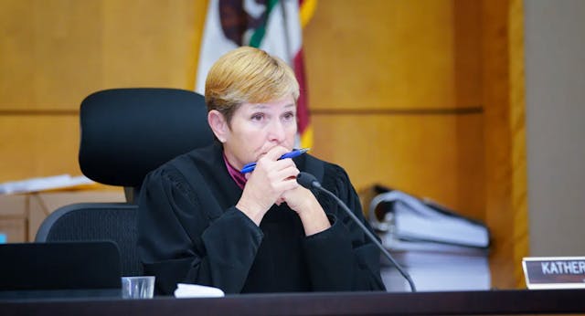 Judge Orders CV Candidate to Stop Using Misleading Job Title